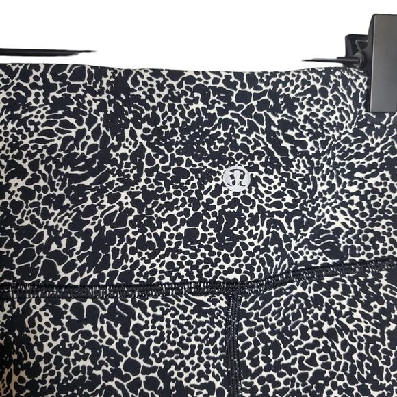 lululemon Wunder Under High-Rise Tight *Blocked Full-On Luxtreme 28" Size 2 - Picture 10 of 16